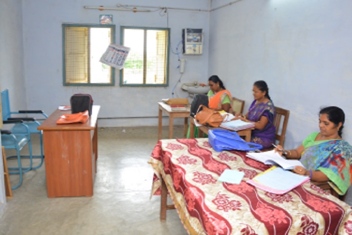 https://cache.careers360.mobi/media/colleges/social-media/media-gallery/29708/2020/7/22/Staff Room of Thiru A Govindasamy Government Arts College Tindivanam_Others.jpg
